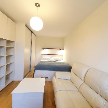 Studio Apartment Matic Tour As By Ljubljanica River Ljubljana Exterior photo
